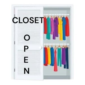 CLOSET REOPENING!! COME SHOP MAKE OFFERS!
NEW ITEMS COMING THIS WEEK!! ❤️❤️❤️❤️